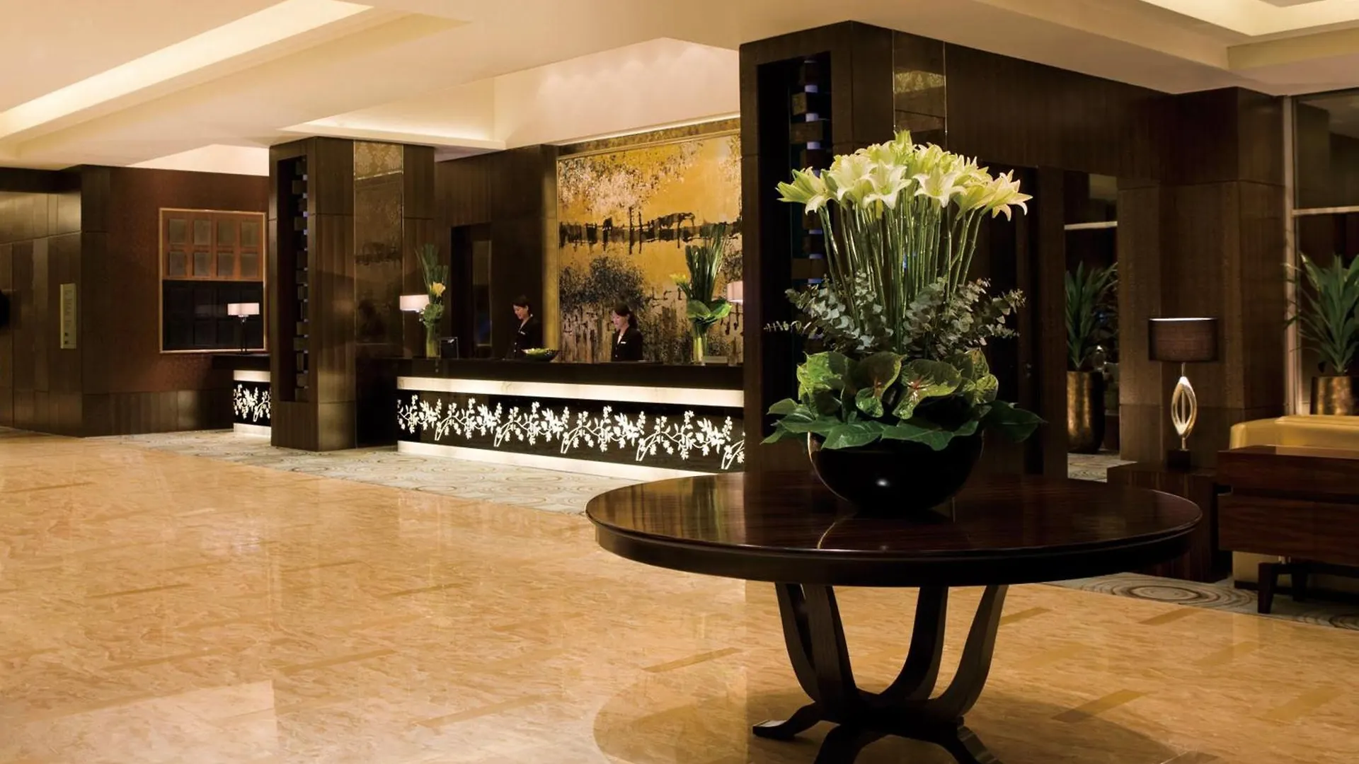 Courtyard By Marriott Shanghai Xujiahui 4*,  China
