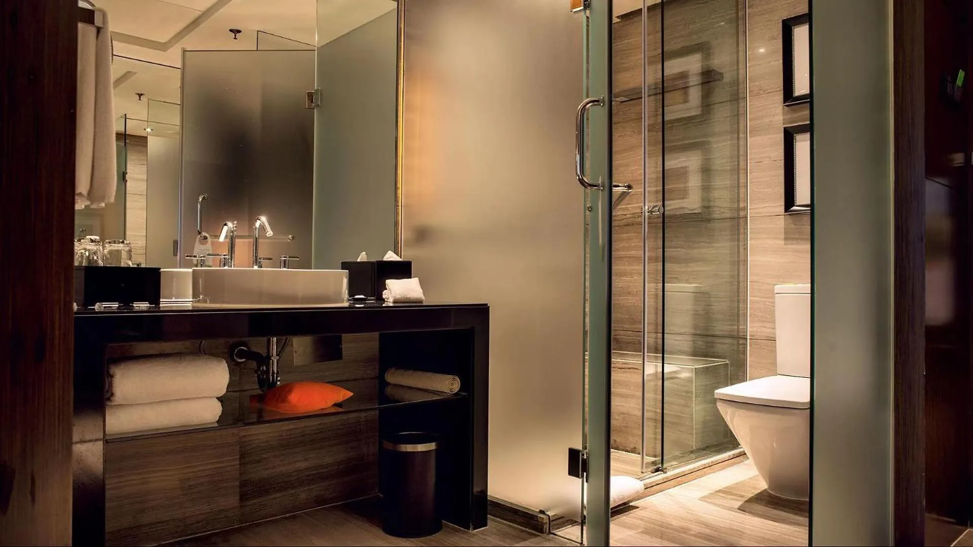 **** Hotel Courtyard By Marriott Shanghai Xujiahui China