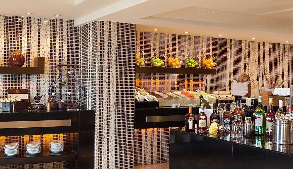 **** Hotel Courtyard By Marriott Shanghai Xujiahui China