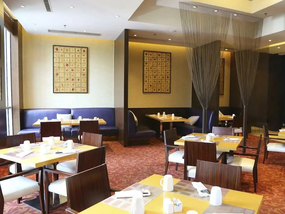 Courtyard By Marriott Shanghai Xujiahui China